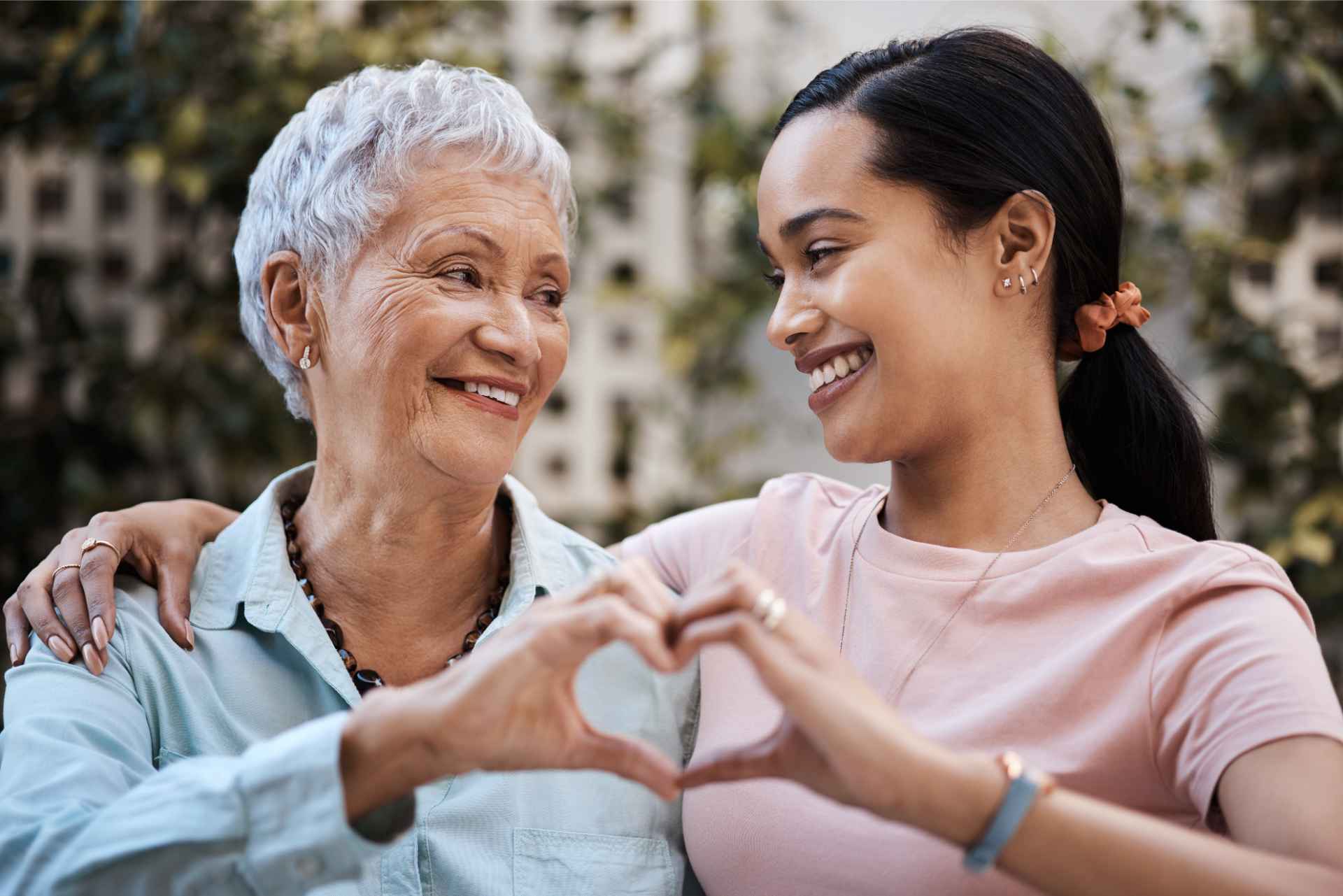 shot-of-a-senior-woman-and-her-daughter-making-a-h-2026-01-09-10-53-23-utc